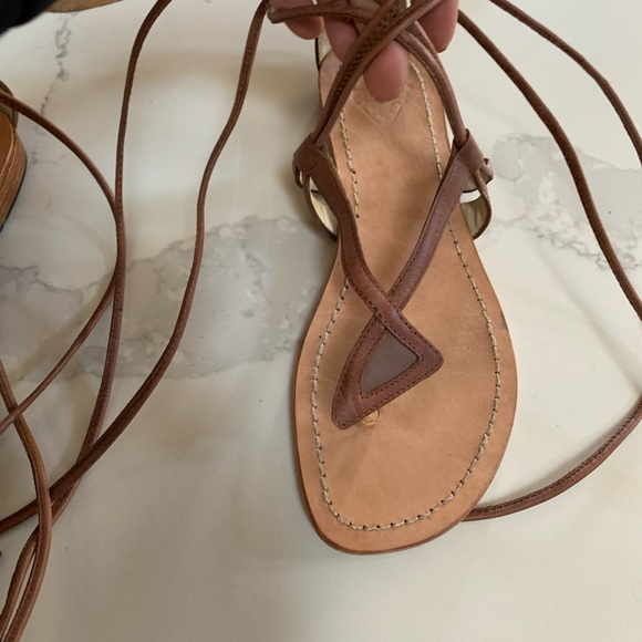 Coachella or Stagecoach Ready, Boho sandals ….John Fluevog - Picture 4 of 4